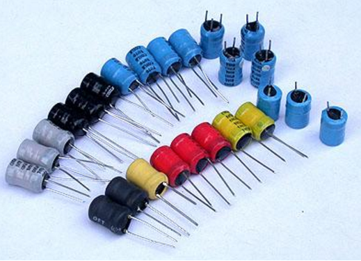 电感和电容主要的区别都有哪些